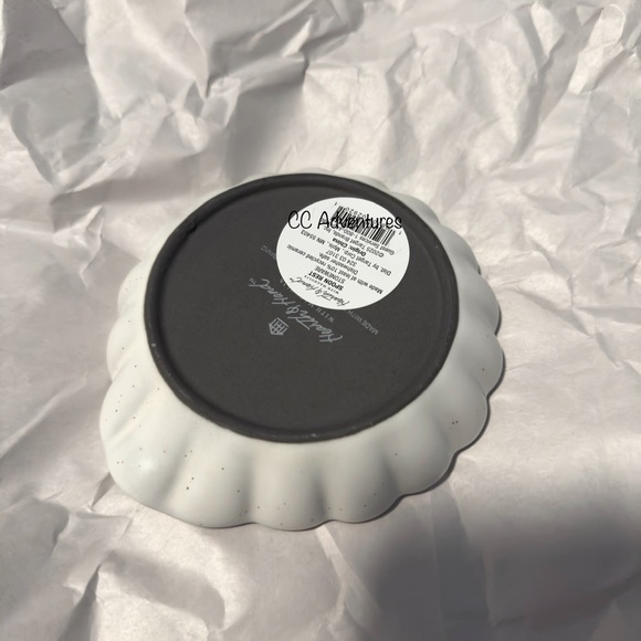 Hearth & Hand Scalloped Edge Stoneware Spoon Rest Cream with Magnolia - Picture 4 of 5